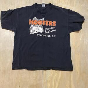 Hooters Shirt Mens Xl Phoenix Arizona Two Sided Delightfully Tacky